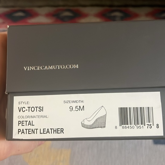 Vince Camuto patent leather wedges in tan - Picture 4 of 4